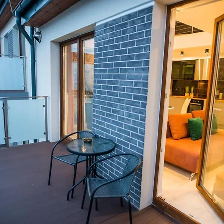 Nowoczesny Na Warmii I Mazurach Z Garazem Apartmán Biskupiec (Olsztyn)